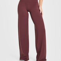 SoftMotion™ Straight Leg Bottoms with White Logo | Velvet Mocha