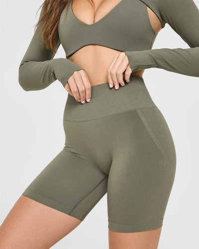 EffortlessLift™ Seamless Shorts with White Logo | Alpine Green