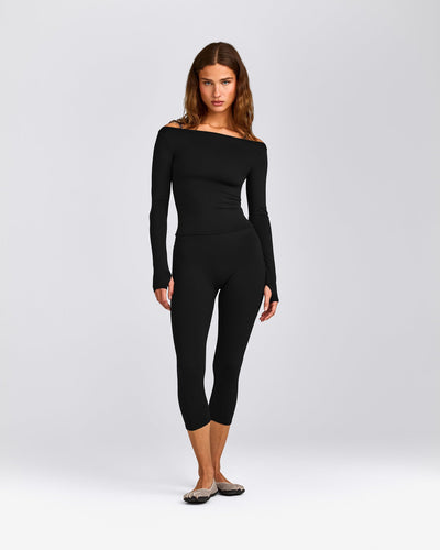 FormeSoft™ Fitted Off-The-Shoulder Long Sleeve Top | Black
