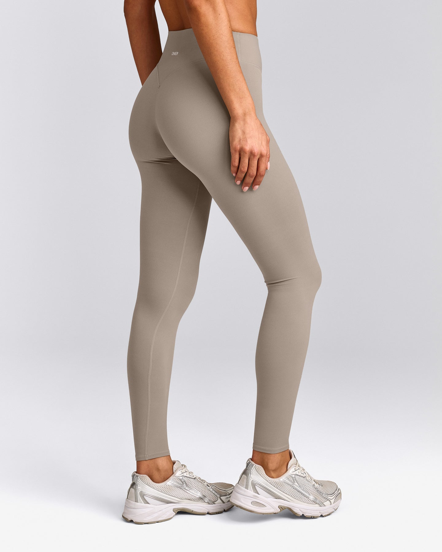 SoftMotion™ High Waisted Leggings with White Logo | Warm Sand