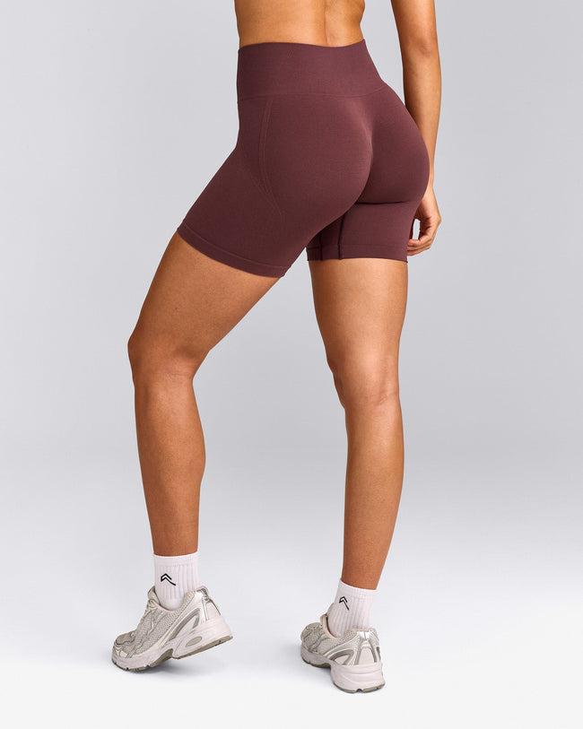 EffortlessLift™ Seamless Shorts with Grey Logo | Velvet Mocha