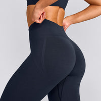 EffortlessLift™ Seamless Leggings with Gray Logo | True Blue