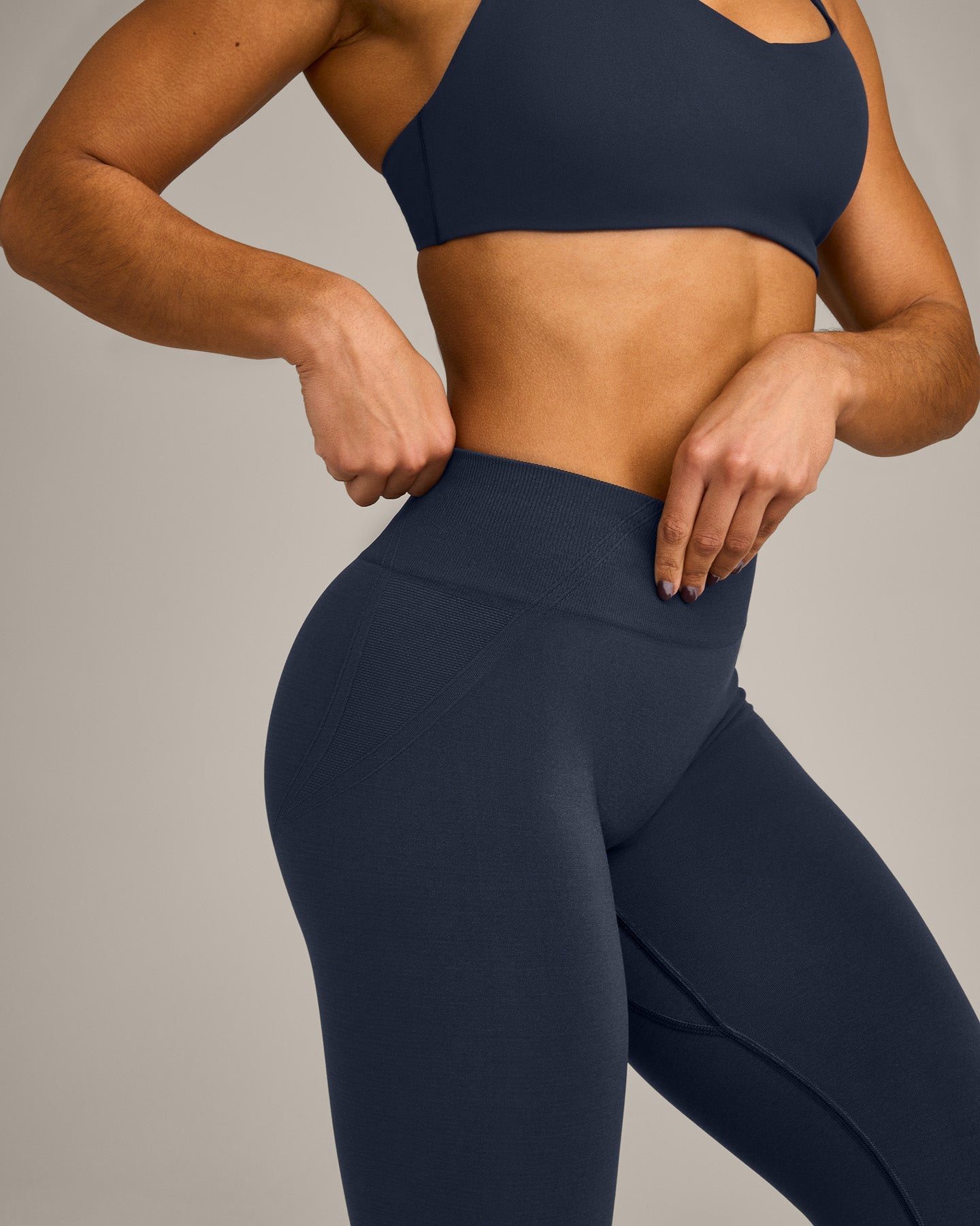 EffortlessLift™ Seamless Mid Rise Leggings with Grey Logo | True Blue