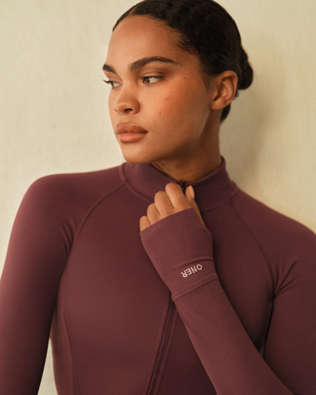 SoftMotion™ Mid Jacket with Grey Logo | Velvet Mocha