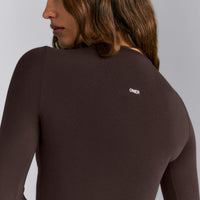 Fitted Cotton Long Sleeve Crew Neck Top | 70% Cocoa