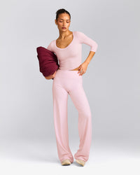 Mellow™ Motion Wide V Neck 3/4 Length Sleeve Mid Top | Soft Girl Pink