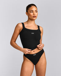 Seamless Scoop Neck Vest | Black