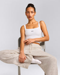Seamless Scoop Neck Vest | White