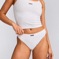 Seamless Thong | White