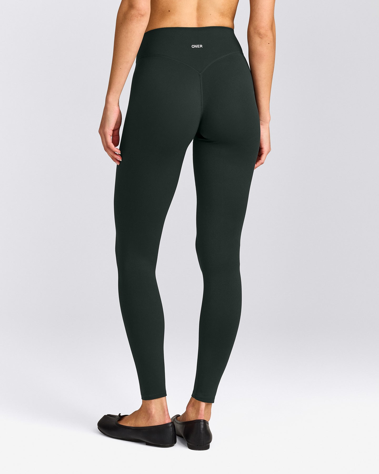 SoftMotion™ High Waisted Leggings with Grey Logo | Emerald Noir