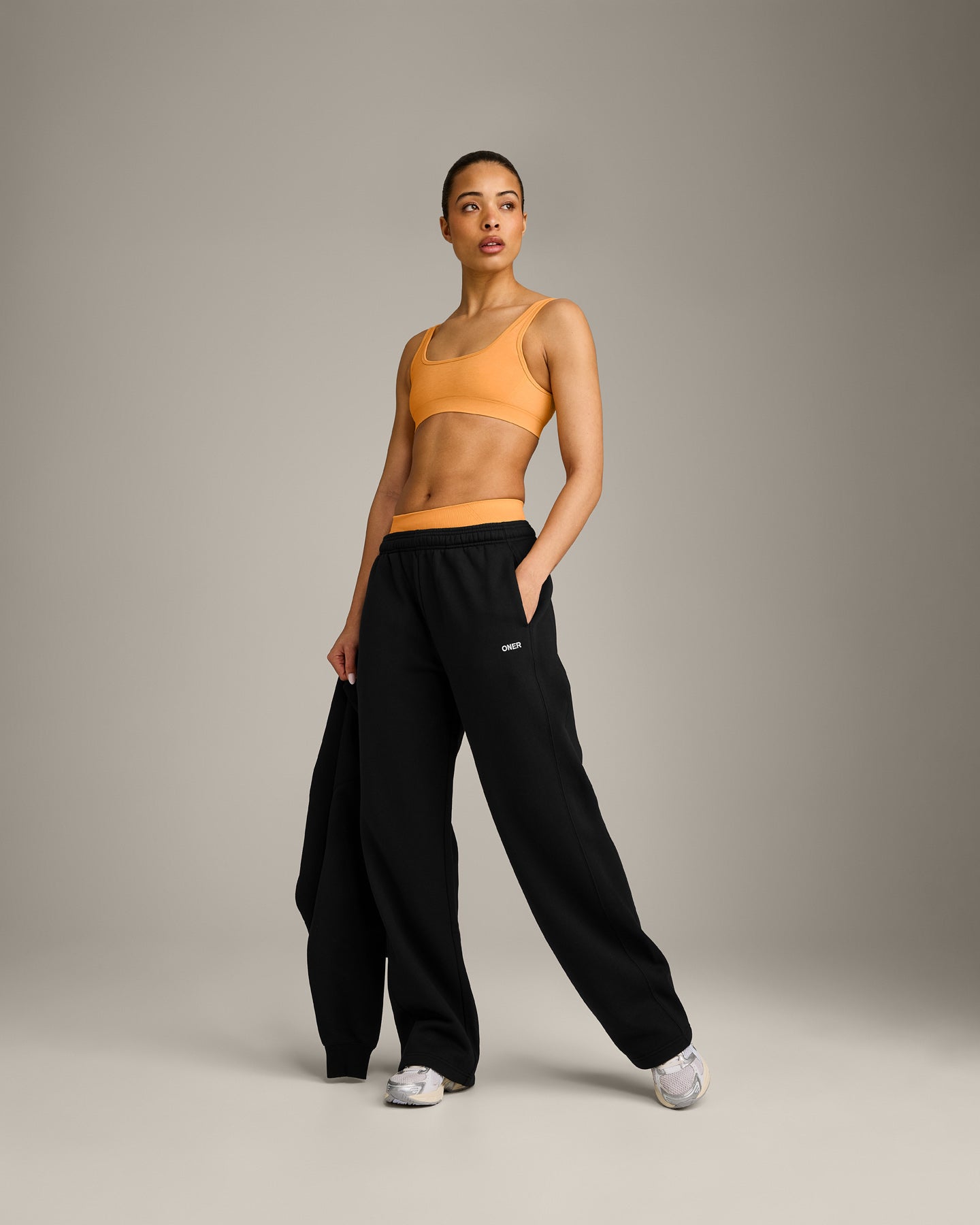 EffortlessLift™ Square Neck Sports Bra with Grey Logo | Powdered Orange