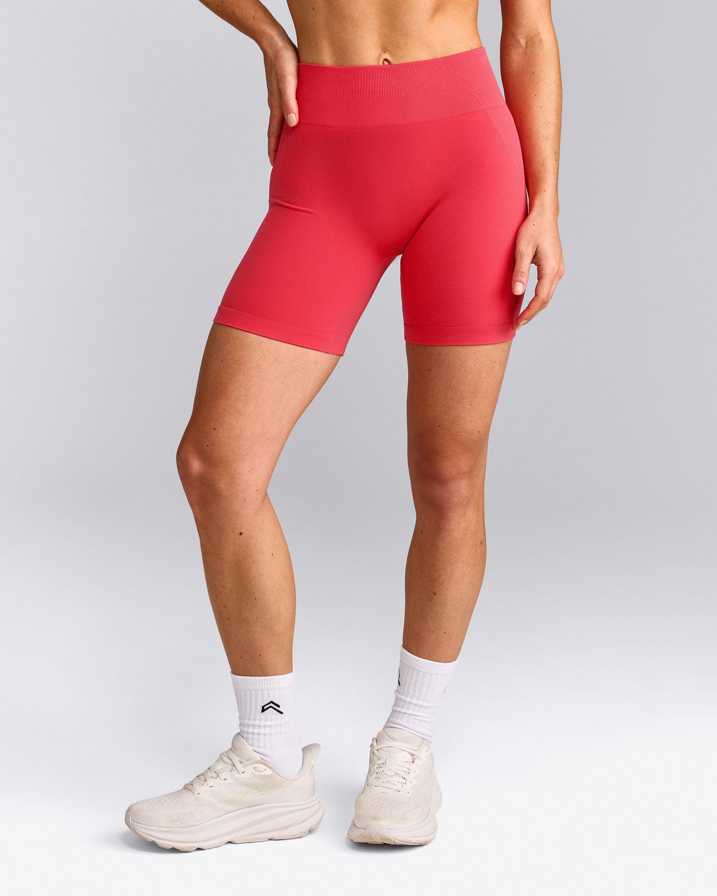 EffortlessLift™ Seamless Mid Rise Shorts with Gray Logo | Charged Pink