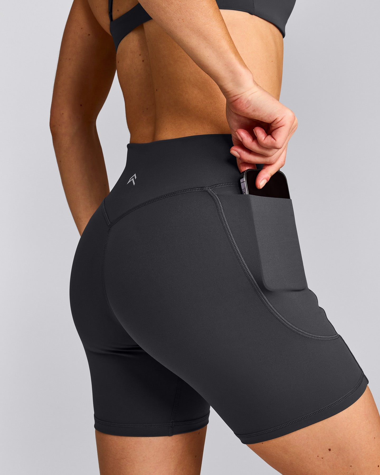 UnifiedMove™ Pocket Shorts 6" with Bonding with Reflective Logo | Coal