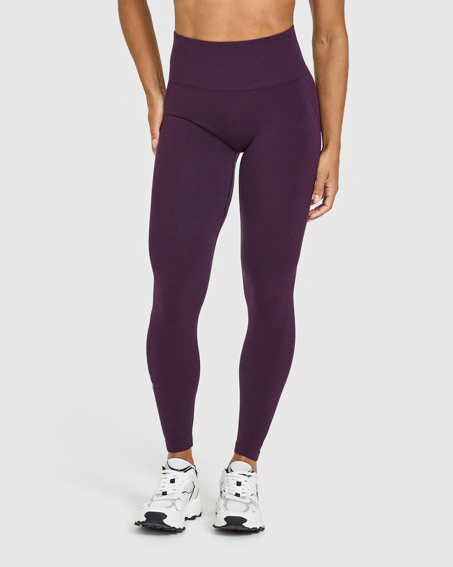 EffortlessLift™ Seamless Leggings with White Logo | Blackberry Purple