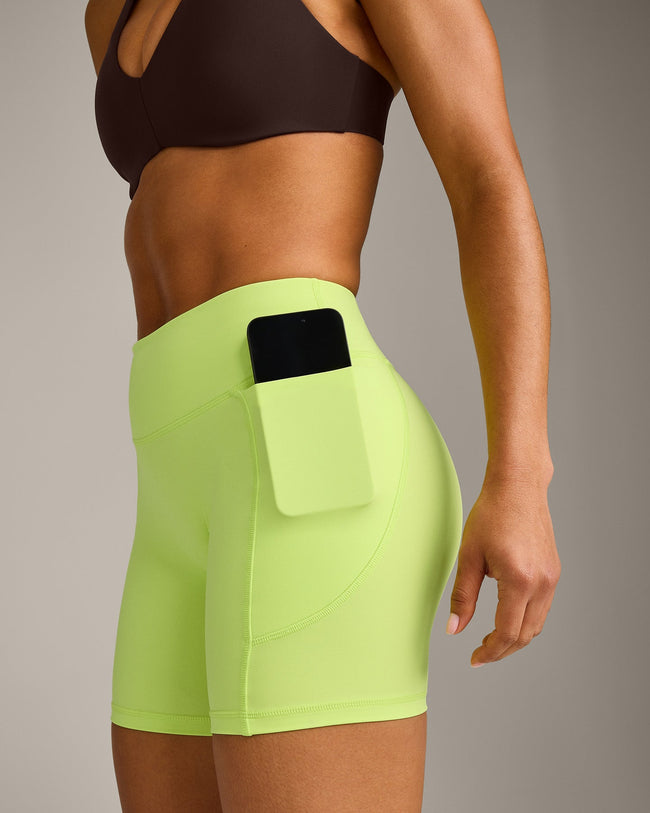 UnifiedMove™ Pocket Shorts 6" with Bonding with Reflective Logo | Citrus Green