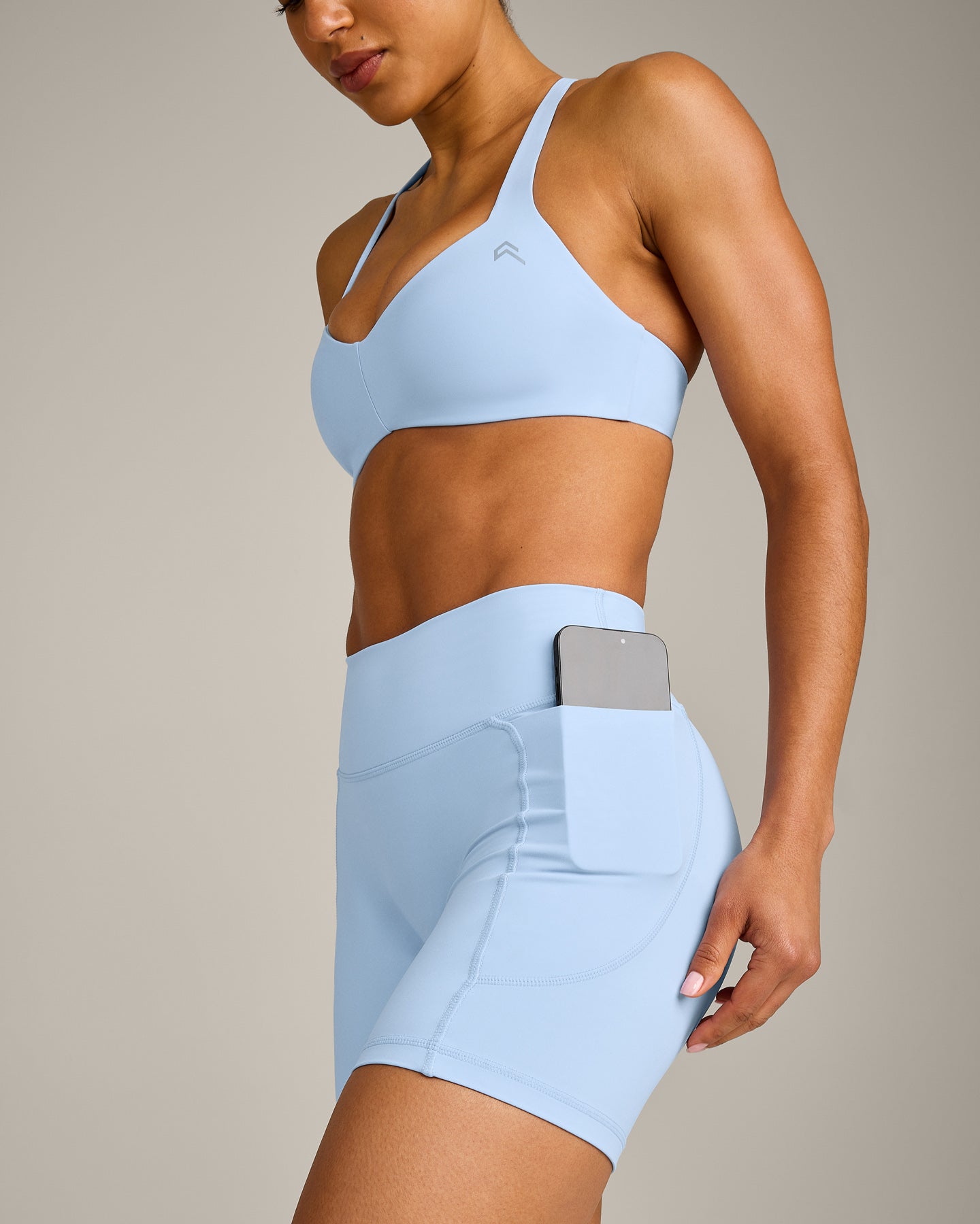UnifiedMove™ Pocket Shorts 6" with Bonding with Reflective Logo | Powdered Blue