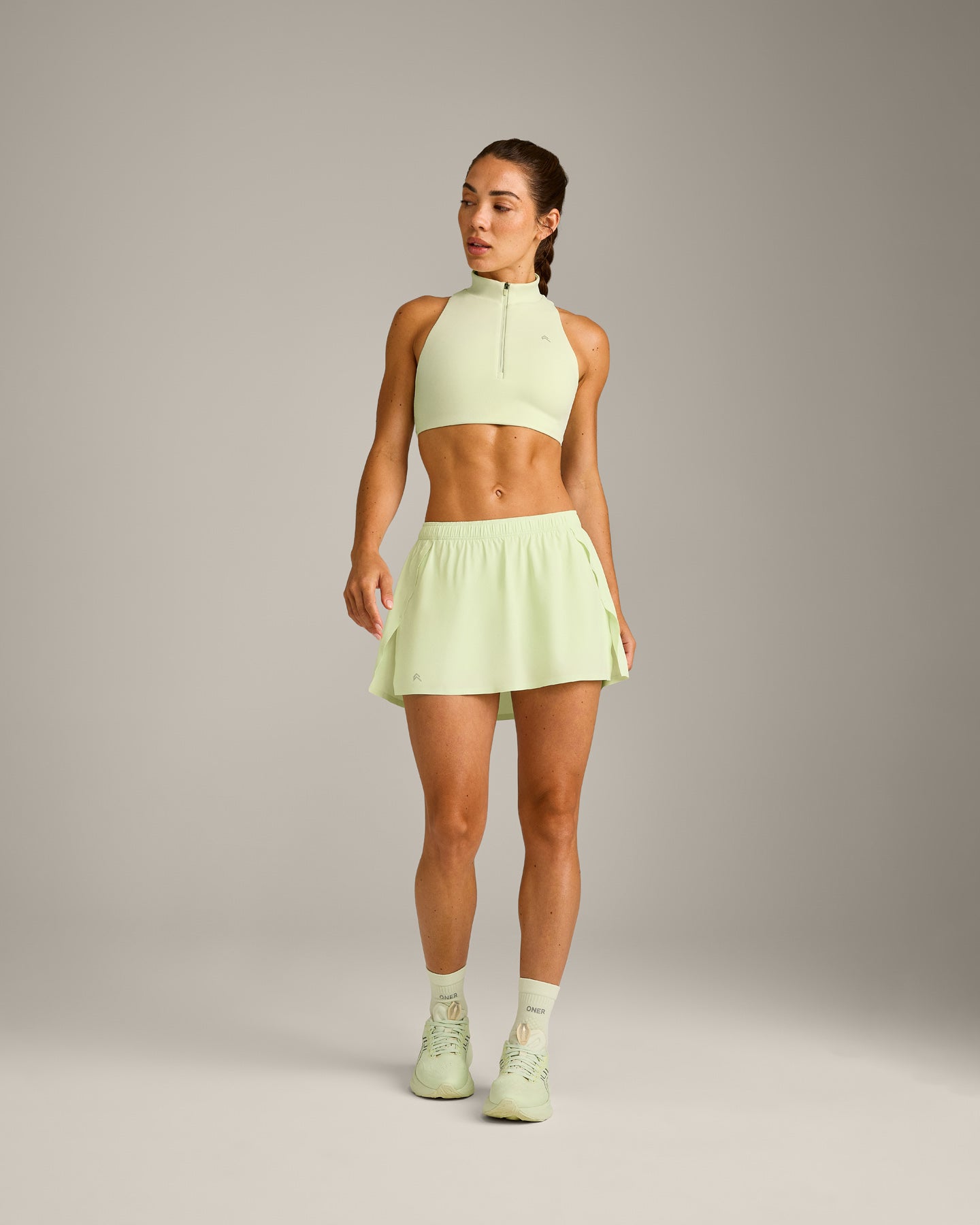 EasyLift™ Zip High Neck Sports Bra New Branding | Meadow Mist Green