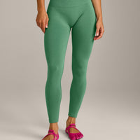 EffortlessLift™ Seamless Mid Rise Leggings New Branding | Frosted Emerald