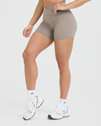 UnifiedMove™ Wrap Shorts 6" | Minky