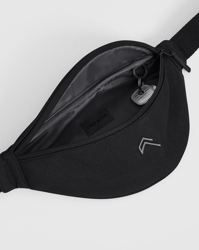 Black canvas fanny pack 2025