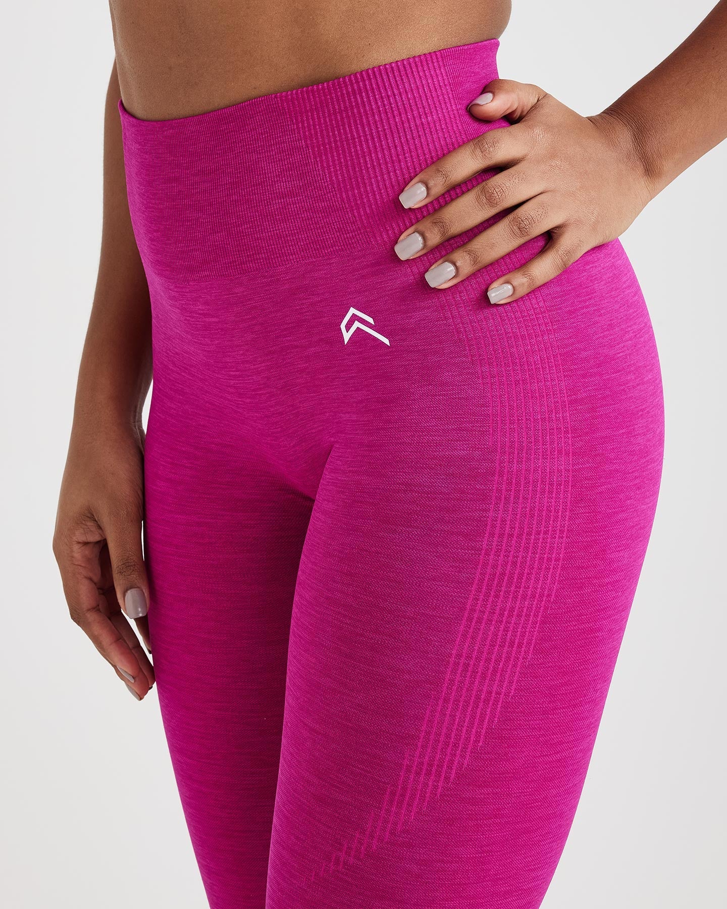 Victoria's Secret Sport Fuchsia High Rise Seamless Laser Cut 7/8 Leggi –  Think Pink And More